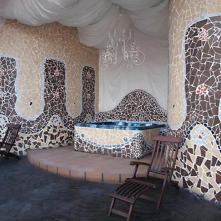 Del Indiano 3* Cidones