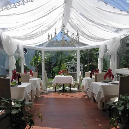 Del Indiano Bed & Breakfast Cidones