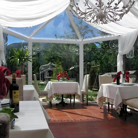 Del Indiano Bed & Breakfast Cidones