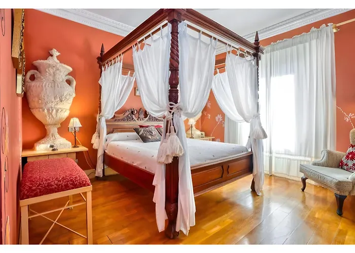 Del Indiano Couette-café 3*